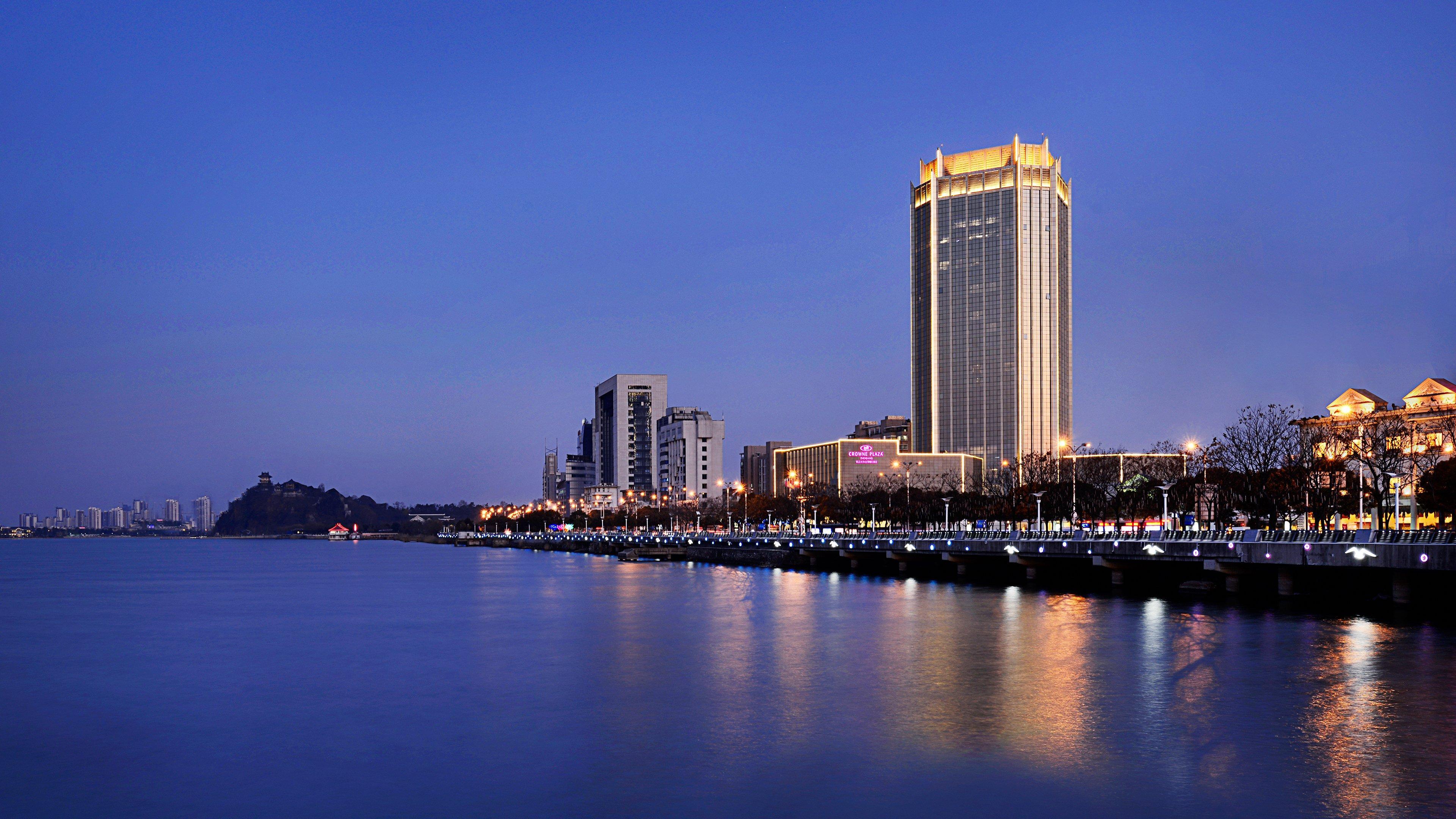 Hotel Crowne Plaza Zhenjiang By Ihg Zewnętrze zdjęcie