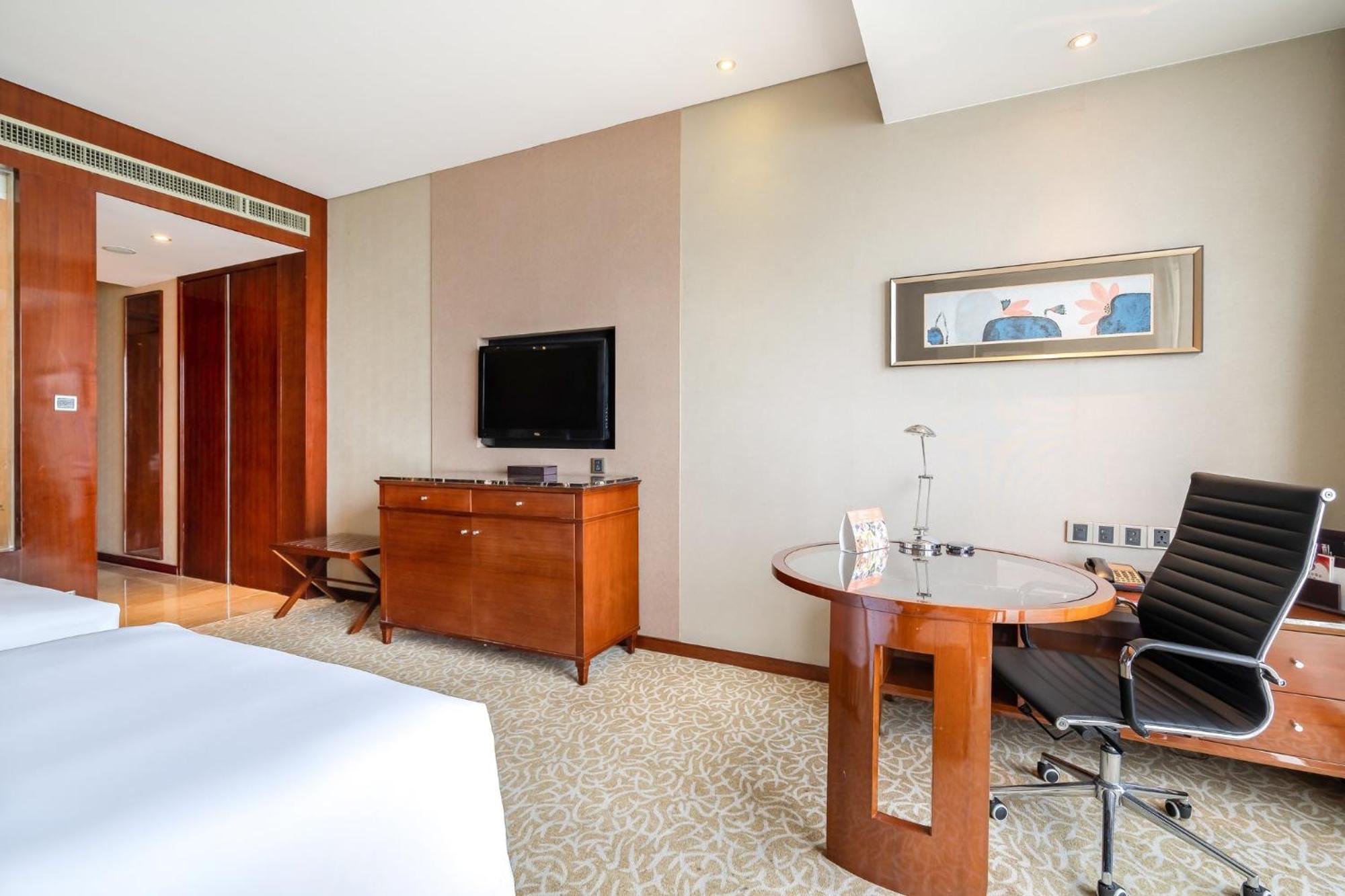 Hotel Crowne Plaza Zhenjiang By Ihg Zewnętrze zdjęcie