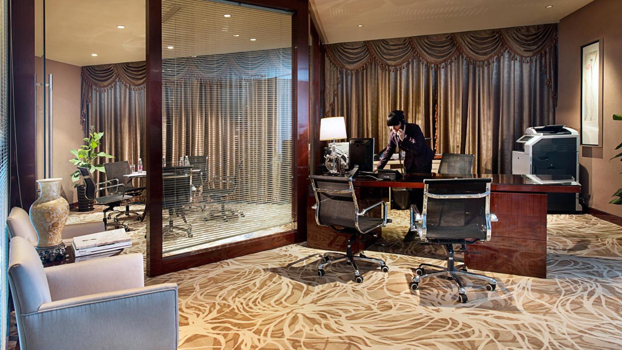 Hotel Crowne Plaza Zhenjiang By Ihg Zewnętrze zdjęcie